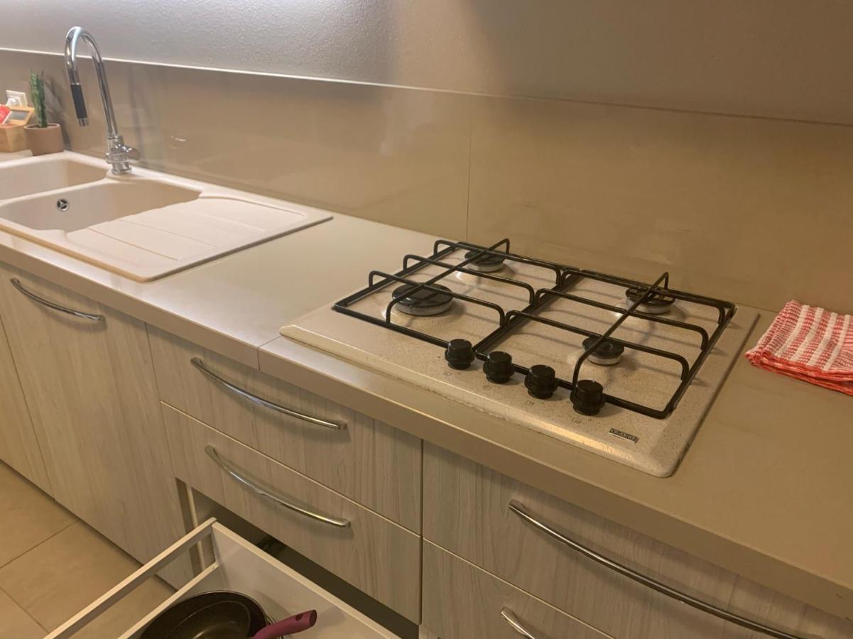 Le Noir Appartment Peschiera del Garda Exterior foto