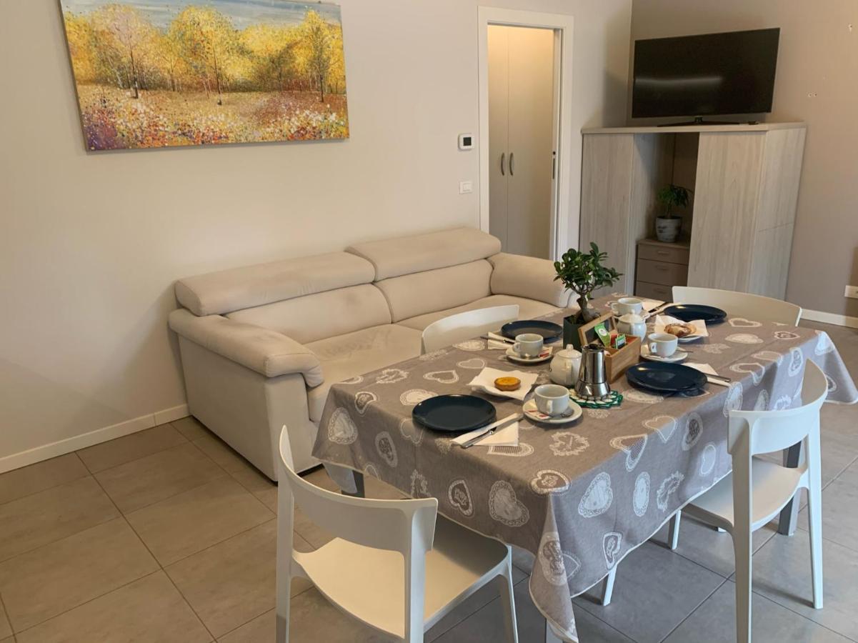 Le Noir Appartment Peschiera del Garda Exterior foto