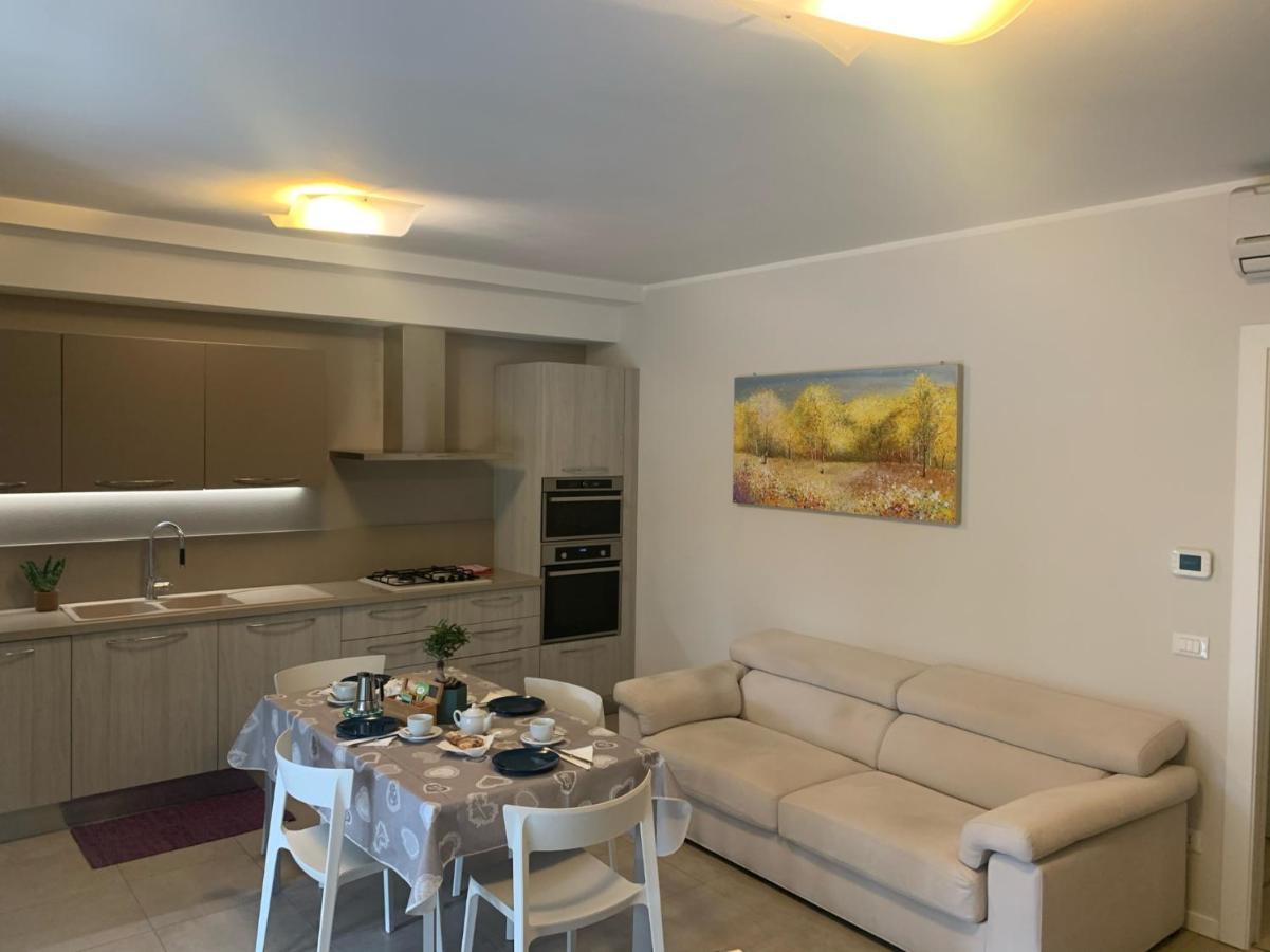 Le Noir Appartment Peschiera del Garda Exterior foto